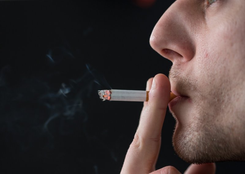 Prema podacima iz Wuhana, teža klinička slika Covida-19 znatno je izglednija za pušače