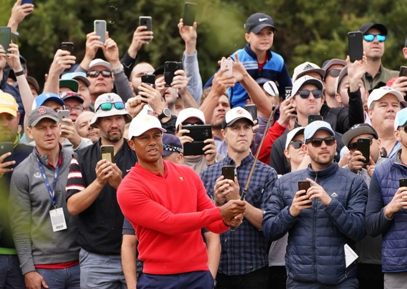 Možete o Tigeru Woodsu misliti svašta, ali ako će zbog ovog 'selfija' pred sudom biti kriv....
