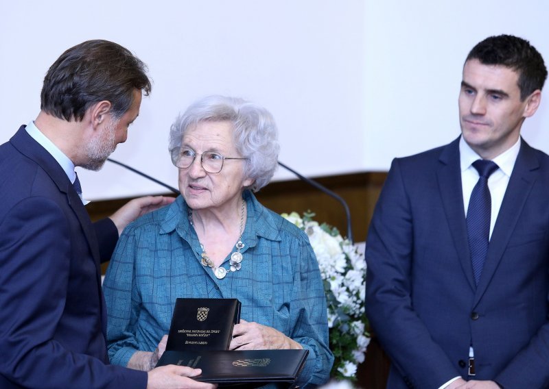 Plenković, Jandroković i Bandić uputili izraze sućuti povodom smrti Milke Babović