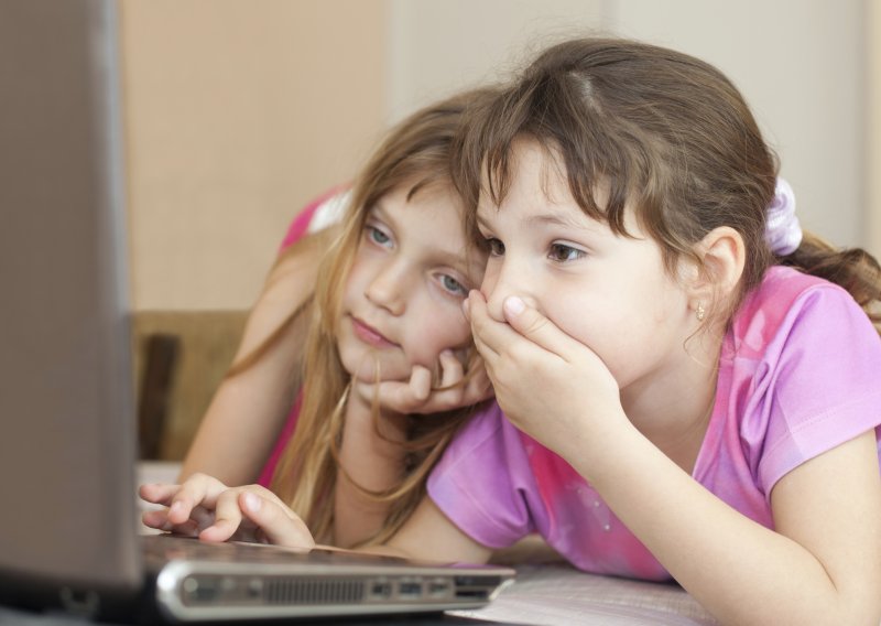 Znate li što vam dijete radi na internetu?