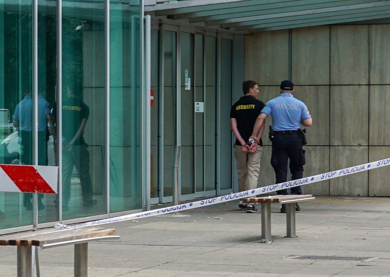 Zaštitaru koji je dojavio o bombama u Avenue Mallu određen istražni zatvor