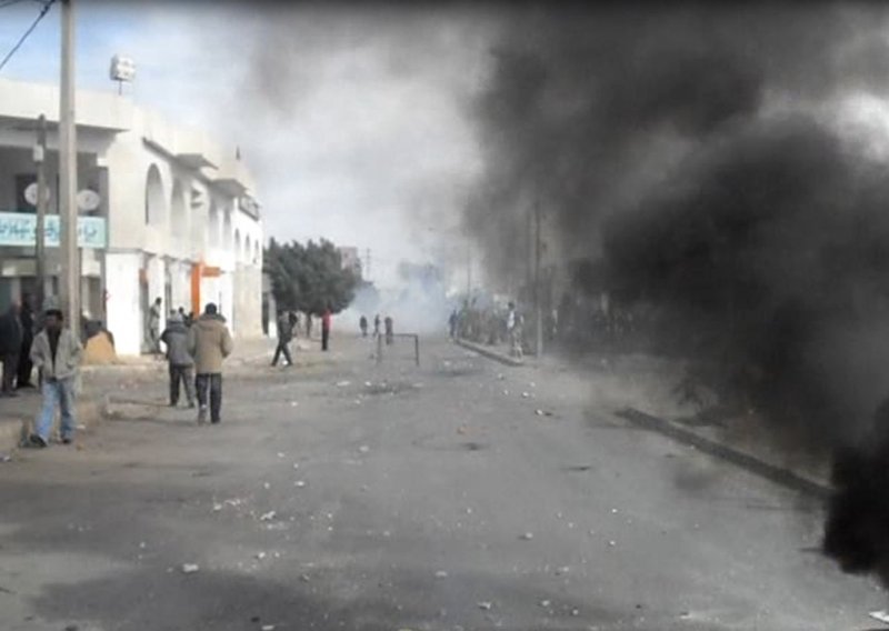 Vojska na ulicama Tunisa