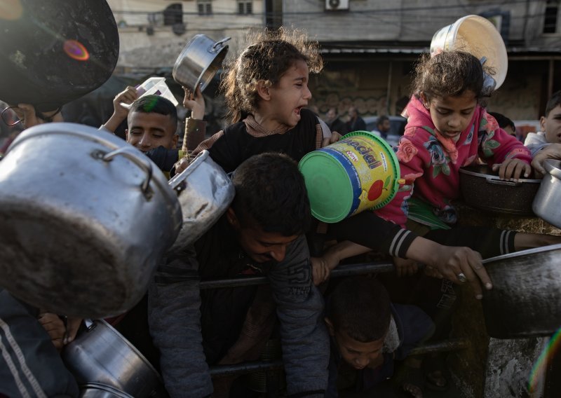 U Pojasu Gaze ubijeno više od 13.000 djece, a mnoga su izgladnjela