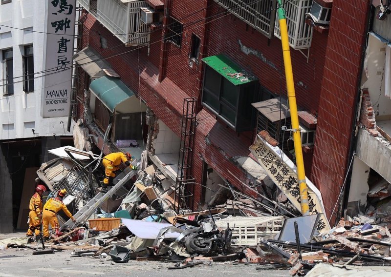Zgrade se srušile kao kule od karata, pogledajte posljedice snažnog potresa na Tajvanu