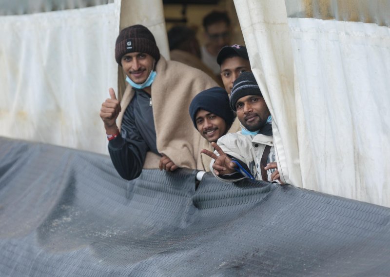 Obuzdavanje ilegalne migracije; Italija nudi 105 milijuna eura Tunisu u državnoj gotovini i kreditima