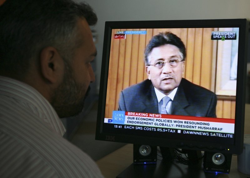 Policija razotkrila plan atentata na Musharrafa