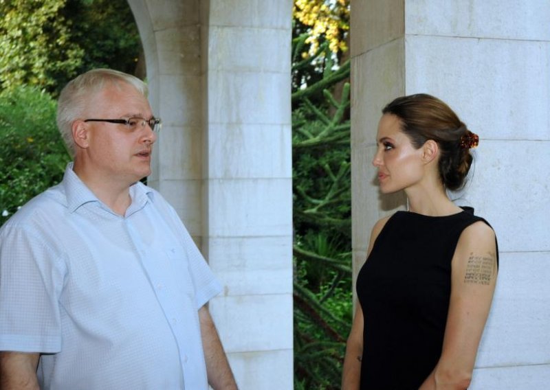 Angelina će pomoći u razminiravanju Hrvatske