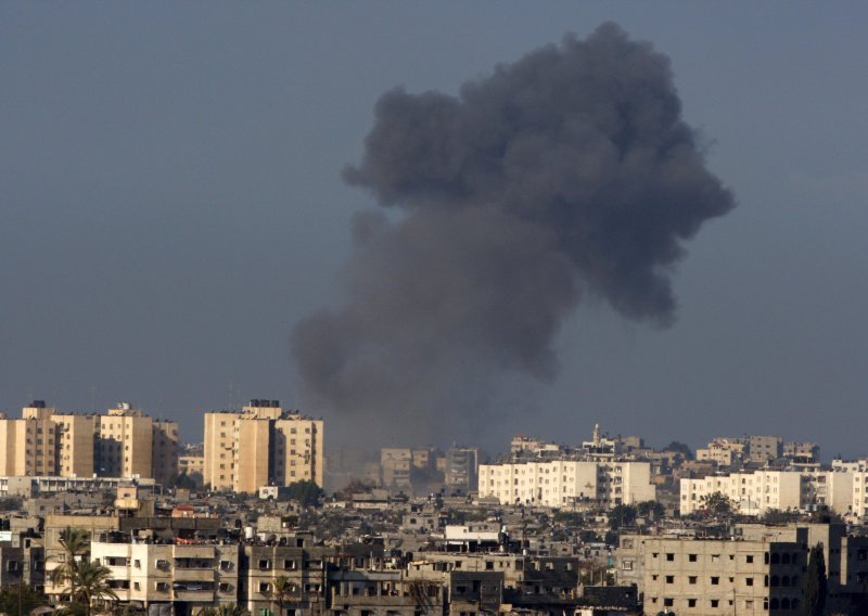 Izraelske postrojbe se približavaju gradu Gazi