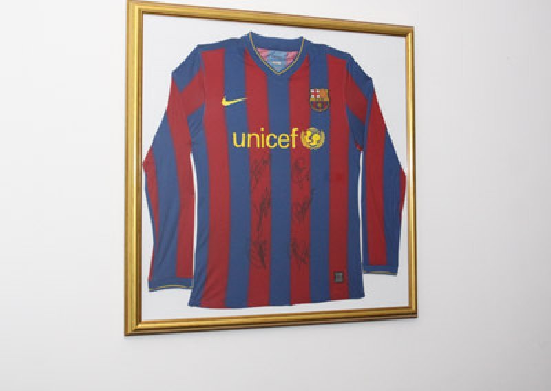 Aukcija za dres FC Barcelone