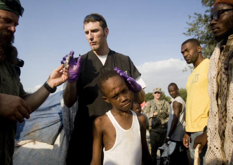 Haićanskoj siročadi prijete krijumčari