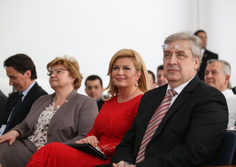 Predsjednica Grabar-Kitarović i ministrica Murganić zgrožene tragedijom na Pagu