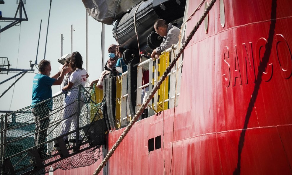 Spašeni migranti u Italiji